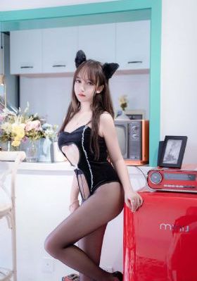 侵犯醉酒人妻秘书_HD日韩免费观看